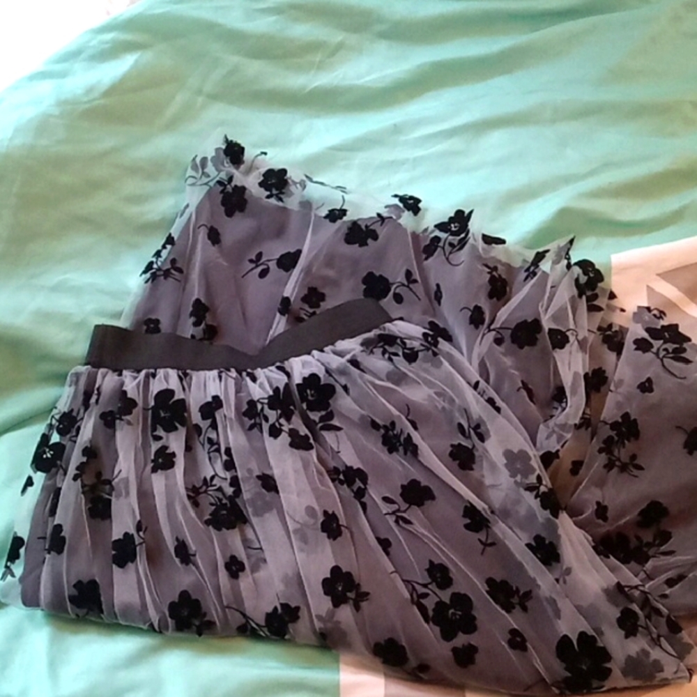 SHEIN Black Tulle Skirt